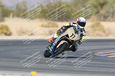 media/Jan-14-2024-SoCal Trackdays (Sun) [[2e55ec21a6]]/Turn 6 (125pm)/